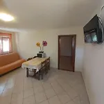 Elvir Apartamento *