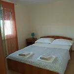 Elvir Apartamento Nin