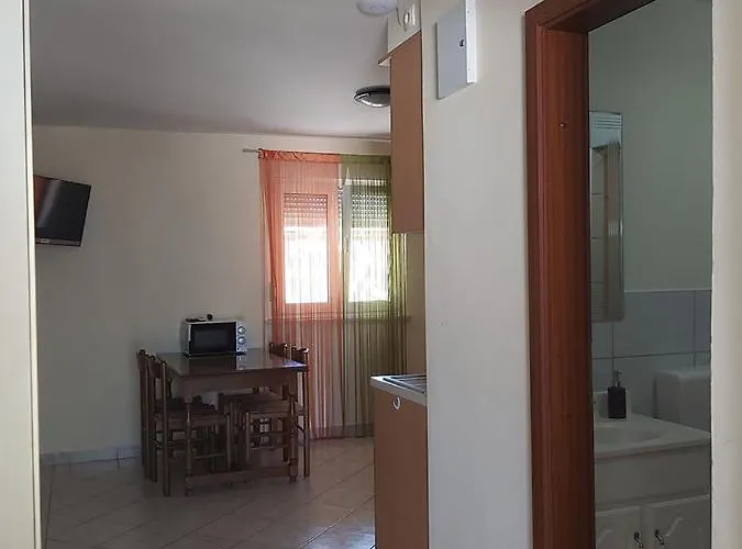 Апартаменты Elvir *